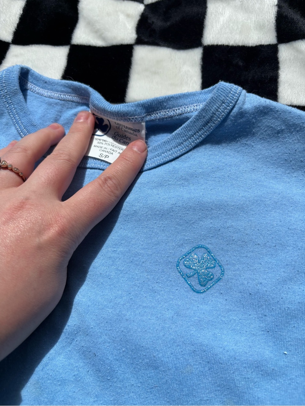 Youth small long sleeve girl guides shirt - Picture 2 of 2